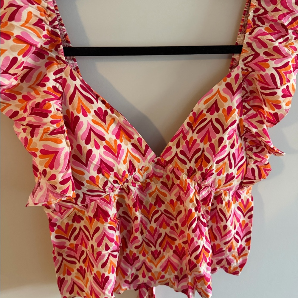 Easter / Spring Top Pink Lily Patterned Ruffle Ti… - image 3